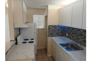 677 Trace Circle, Deerfield Beach, FL 33441 - MLS#R11167697