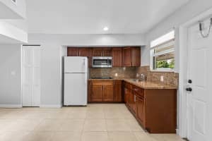 801 Dobbins Street, West Palm Beach, FL 33405 - MLS#R11167710