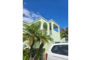 2185 Wild Meadow Circle, Port Saint Lucie, FL 34952 - MLS#R11167729