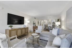 5722 Coral Lake Drive, Margate, FL 33063 - MLS#R11167730