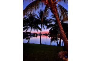 1421 Riverside Circle, Wellington, FL 33414 - MLS#R11167738