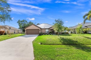 6610 Omega Road, Port Saint Lucie, FL 34983 - MLS#R11167745