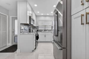 700 Harbour Terrace, Boca Raton, FL 33431 - MLS#R11167874