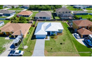 5271 Mayfield Lane, Port Saint Lucie, FL 34983 - MLS#R11167896