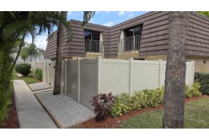 7311 73rd Way, West Palm Beach, FL 33407 - MLS#R11167912