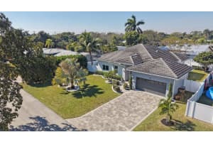 875 13th Avenue, Deerfield Beach, FL 33441 - MLS#R11167932