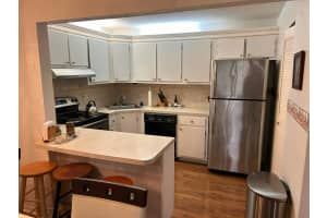 304 Knotty Pine Circle, Greenacres, FL 33463 - MLS#R11167964