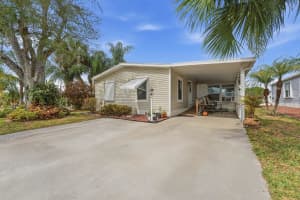 566 Dolphin Circle, Barefoot Bay, FL 32976 - MLS#R11167965