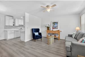 1038 Cambridge B, Deerfield Beach, FL 33442, Deerfield Beach, FL 33442 - MLS#R11167991