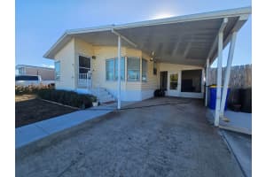 8110 Eagle Avenue, Hobe Sound, FL 33455 - MLS#R11168025