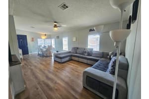 8110 Eagle Avenue, Hobe Sound, FL 33455 - MLS#R11168025