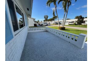 1307 24th St Street, Boynton Beach, FL 33426 - MLS#R11168060