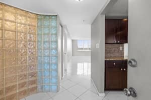 1893 Ocean Drive, Hallandale Beach, FL 33009 - MLS#R11168089