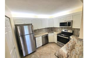 310 Knotty Pine Circle, Greenacres, FL 33463 - MLS#R11168098