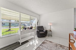 201 Country Lane, Boynton Beach, FL 33435 - MLS#R11168200