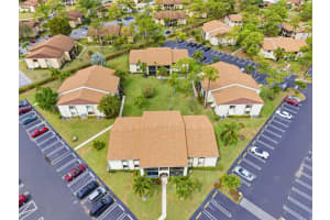 331 Knotty Pine Circle, Greenacres, FL 33463 - MLS#R11168217