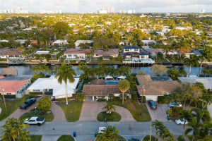 2200 15th Terrace, Wilton Manors, FL 33305 - MLS#R11168227