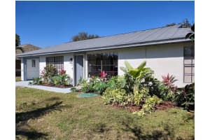 841 Riverside Drive, Port Saint Lucie, FL 34983 - MLS#R11168261