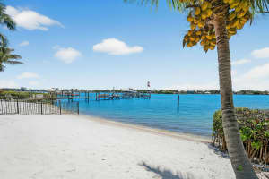 114 Riverside Drive, Jupiter, FL 33469 - MLS#R11168276