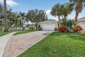 9848 Crescent View Drive, Boynton Beach, FL 33437 - MLS#R11168285