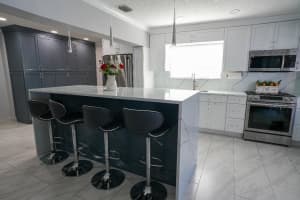 448 Alemeda Drive, Palm Springs, FL 33461 - MLS#R11168353