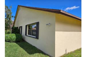 503 Springdale Circle, Palm Springs, FL 33461 - MLS#R11168394