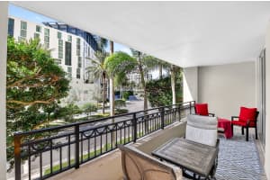 550 Okeechobee Boulevard, West Palm Beach, FL 33401 - MLS#R11168410