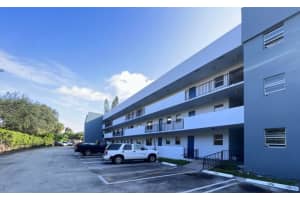 1630 Embassy Drive, West Palm Beach, FL 33401 - MLS#R11168453