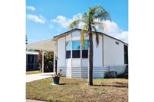 15 Alta Loma, Port St. Lucie, FL 34952, Port Saint Lucie, FL 34952 - MLS#R11168456