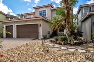 10833 Lake Wynds Court, Boynton Beach, FL 33437 - MLS#R11168541