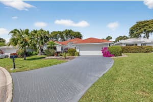 32 Estate Drive, Boynton Beach, FL 33436 - MLS#R11168565