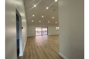 9362 Laurel Green Drive, Boynton Beach, FL 33437 - MLS#R11168575