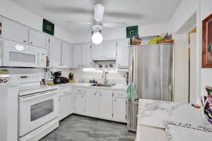 2702 Knight Lane, Delray Beach, FL 33445 - MLS#R11168612