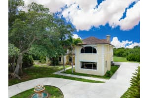 8945 Indian River Drive, Fort Pierce, FL 34982 - MLS#R11168641