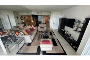 21055 Yacht Club Drive, Aventura, FL 33180 - MLS#R11168646