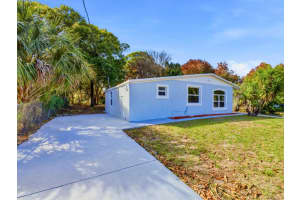 607 19th Street, Fort Pierce, FL 34950 - MLS#R11168659