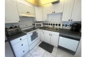 2 Flanders A, Delray Beach, FL 33484, Delray Beach, FL 33484 - MLS#R11168661