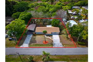 2927 Admiral Street, Fort Pierce, FL 34982 - MLS#R11168662