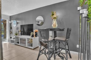 1423 Meadows Circle, Boynton Beach, FL 33436 - MLS#R11168669