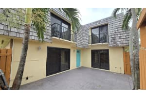 257 Lake Arbor Drive, Palm Springs, FL 33461 - MLS#R11168695