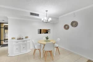 5220 Las Verdes Circle Circle, Delray Beach, FL 33484 - MLS#R11168884