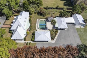 4945 16th Street, Vero Beach, FL 32966 - MLS#R11168915