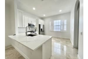 632 Renaissance Way, Delray Beach, FL 33483 - MLS#R11168963