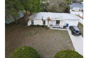 8015 104th Avenue, Vero Beach, FL 32967 - MLS#R11168971