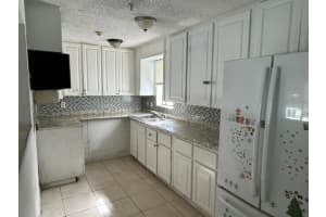 2000 Longwood Road, West Palm Beach, FL 33409 - MLS#R11169047