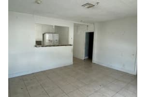 2000 Longwood Road, West Palm Beach, FL 33409 - MLS#R11169047