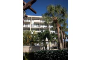 1830 Embassy Drive, West Palm Beach, FL 33401 - MLS#R11169088