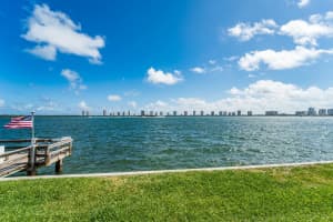 100 Wettaw Lane, North Palm Beach, FL 33408 - MLS#R11169094