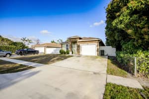 128 Broward Avenue, Greenacres, FL 33463 - MLS#R11169119