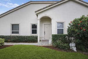 8400 Mulligan Circle, Port Saint Lucie, FL 34986 - MLS#R11169221